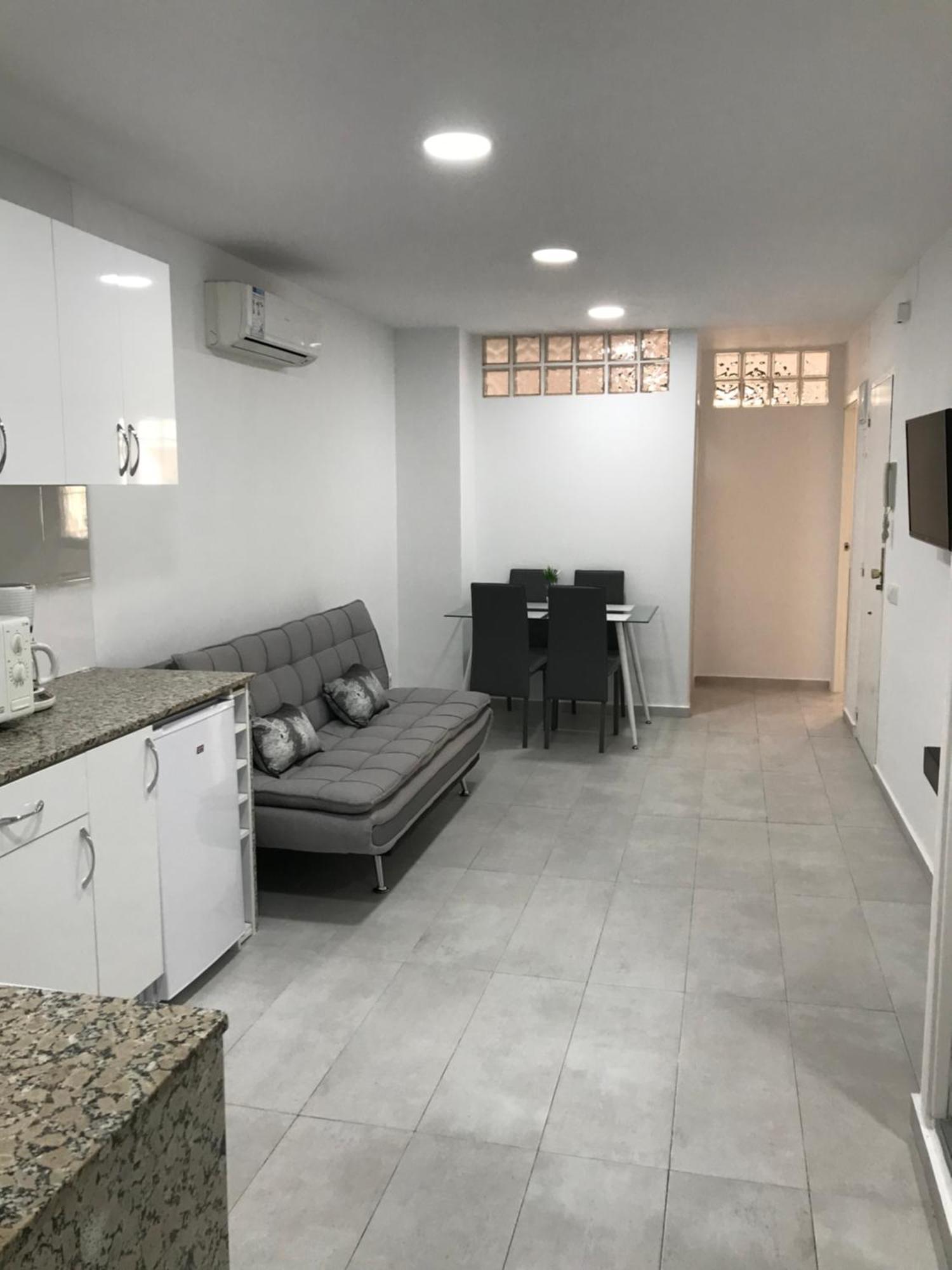 אליקאנטה 15 Rafael Altamira Apartmento 2 Minutes From Sea מראה חיצוני תמונה